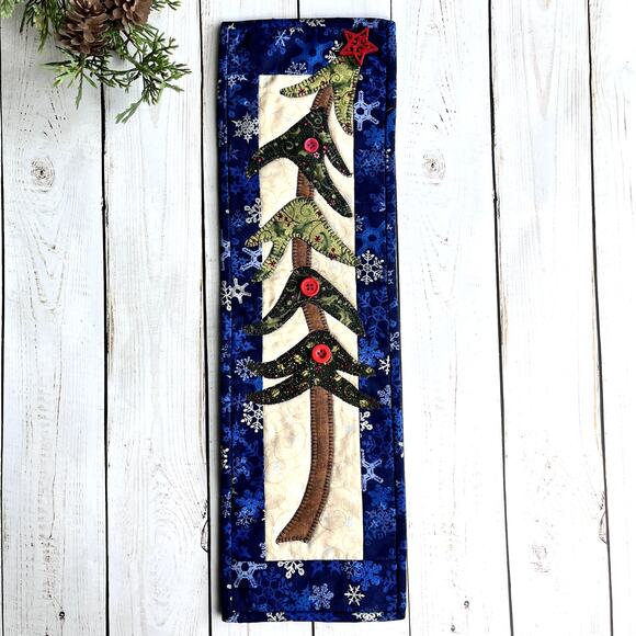 Patchwork Christmas Winter Tree Wall Hanging Handmade Buttons Whimsical Snow - Picture 1 of 7